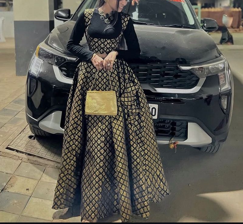 Elegant Black &amp; Gold Brocade Lehenga Set