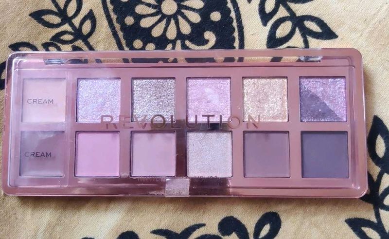 Revolution Eyeshadow Palette