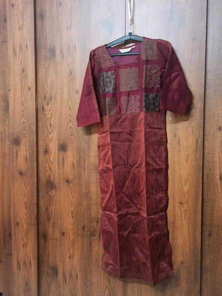 Women Maroon Kurta