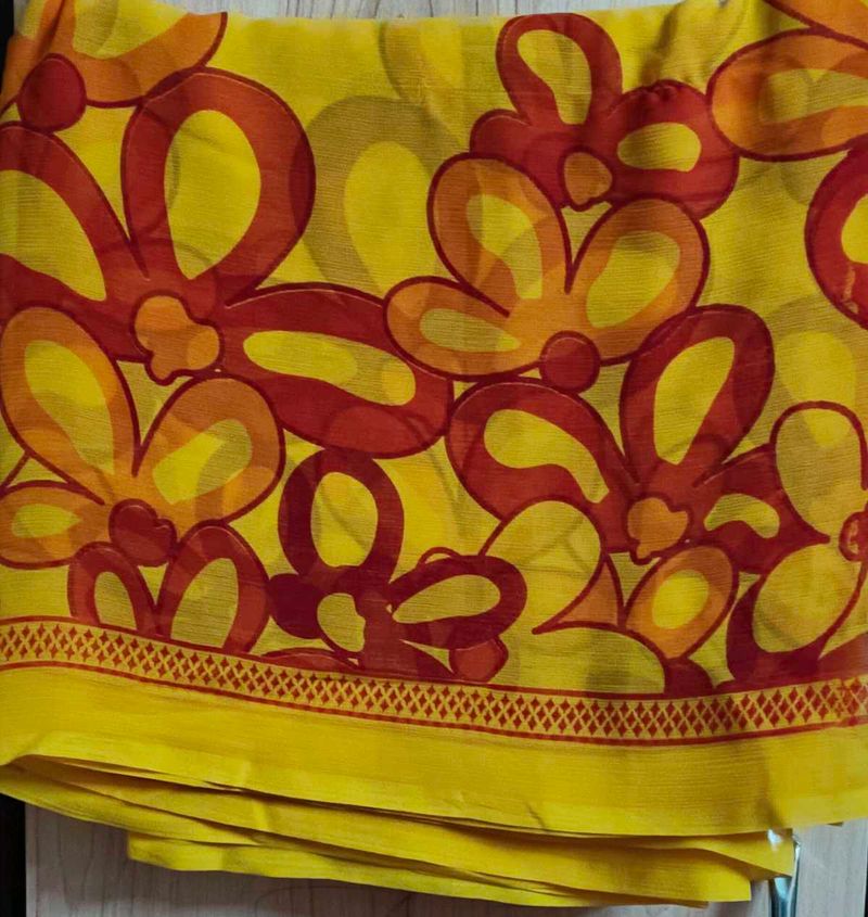 Floral Print Saree with sitchted blouse