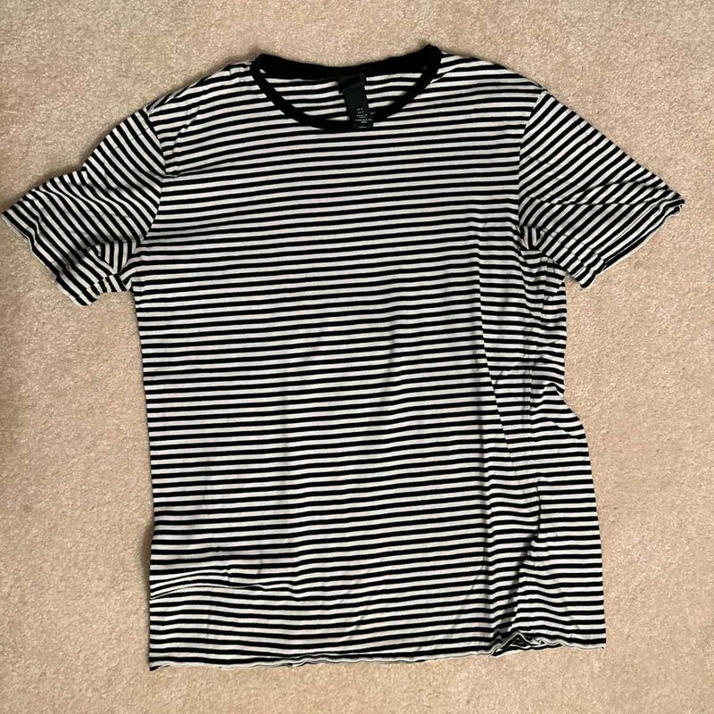 H&amp;M Tee