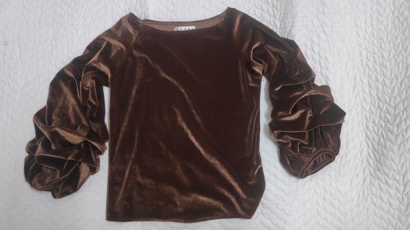 Price Drop ❗❗Velvet Top