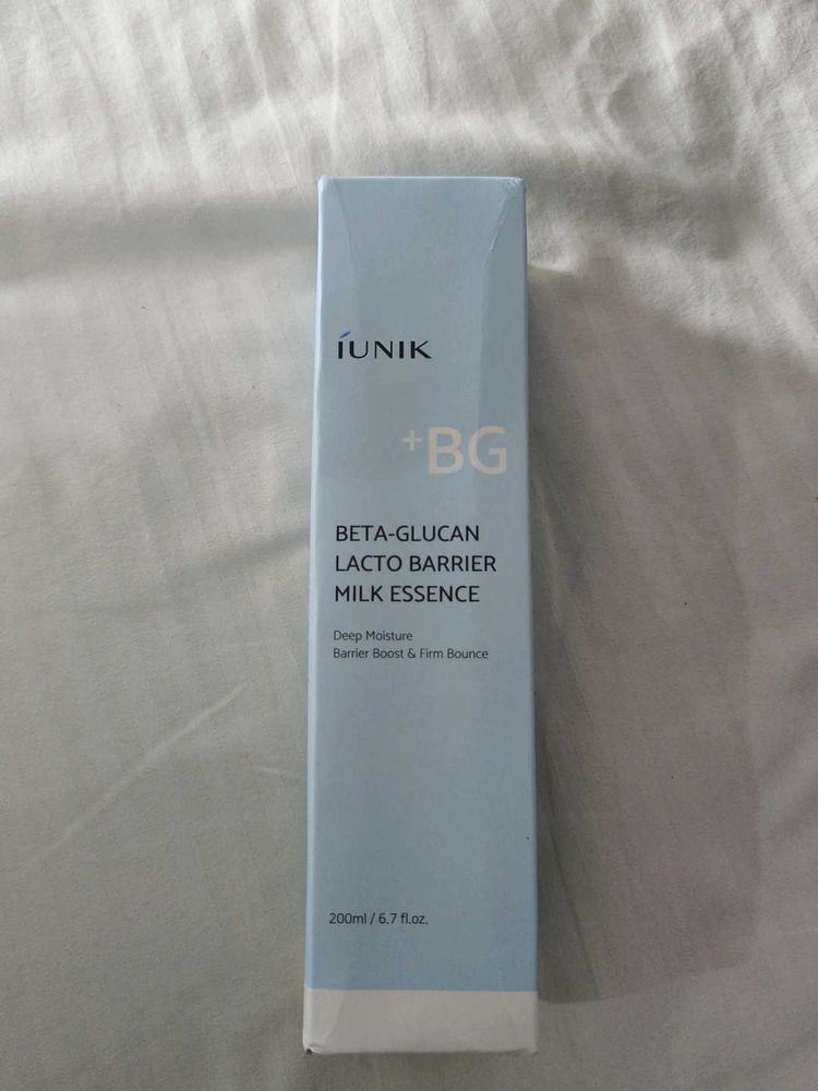 IUNIK Beta-Glucan Lacto Barrier Milk Essence
