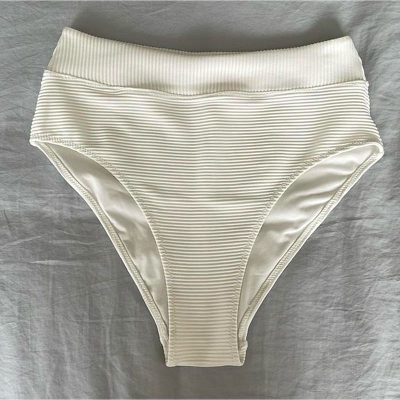 H&amp;M High-Waisted Ribbed Bikini Bottoms