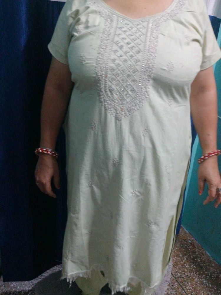 Embroidered Kurta Set for Women