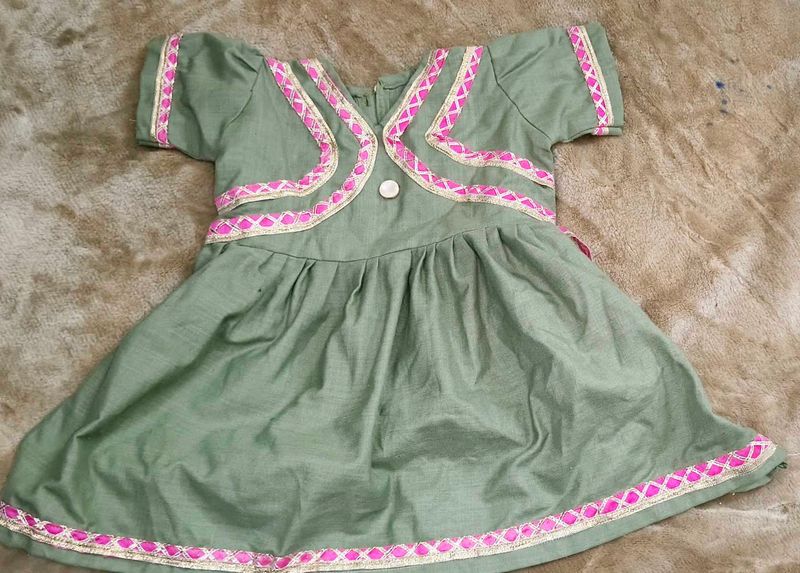 Cute Green &amp; Pink Baby Dress
