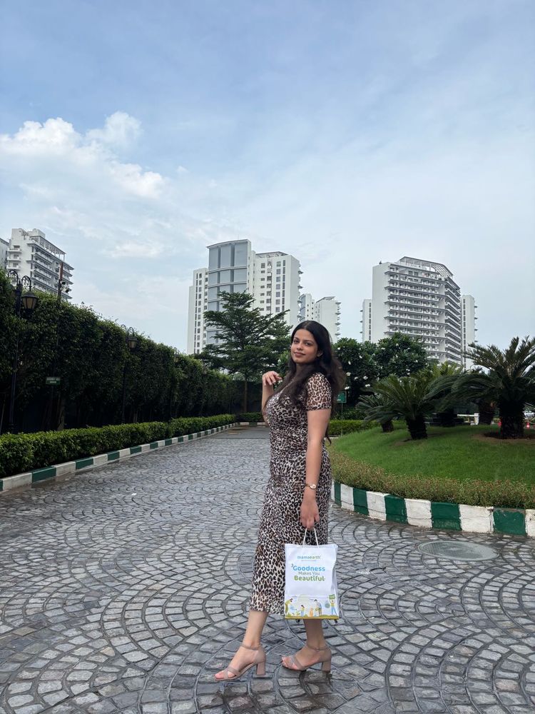 Chic Leopard Print Midi Dress