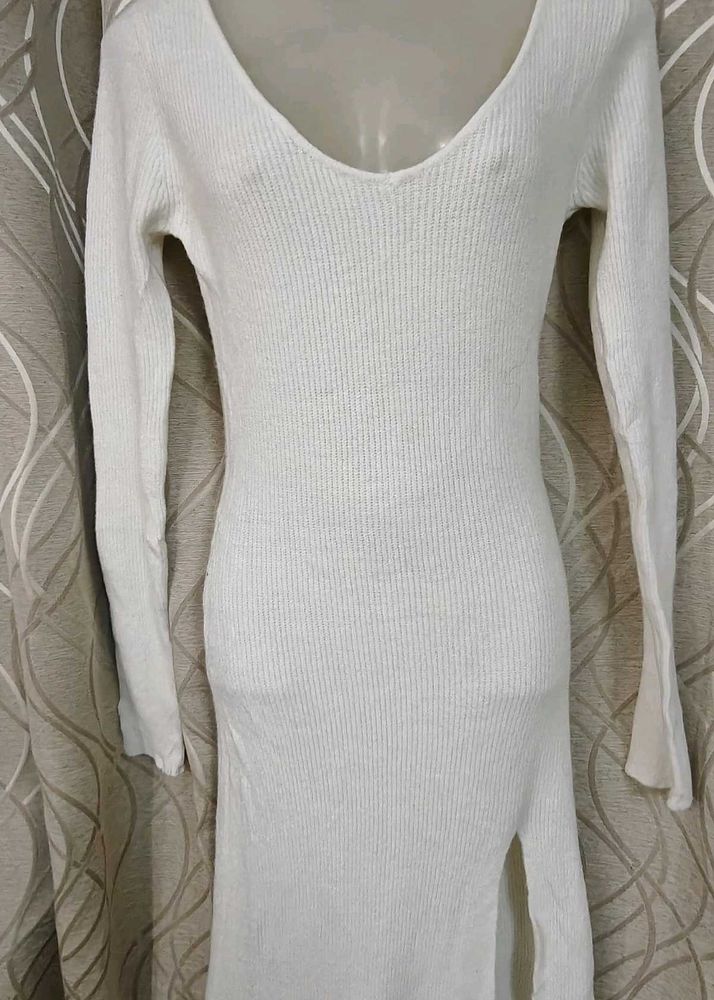 Elegant White Knit Dress