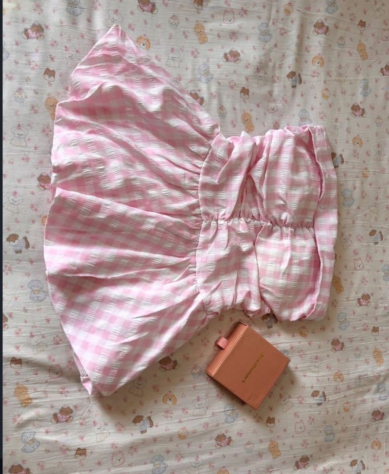 Cute Pink Gingham Puff top