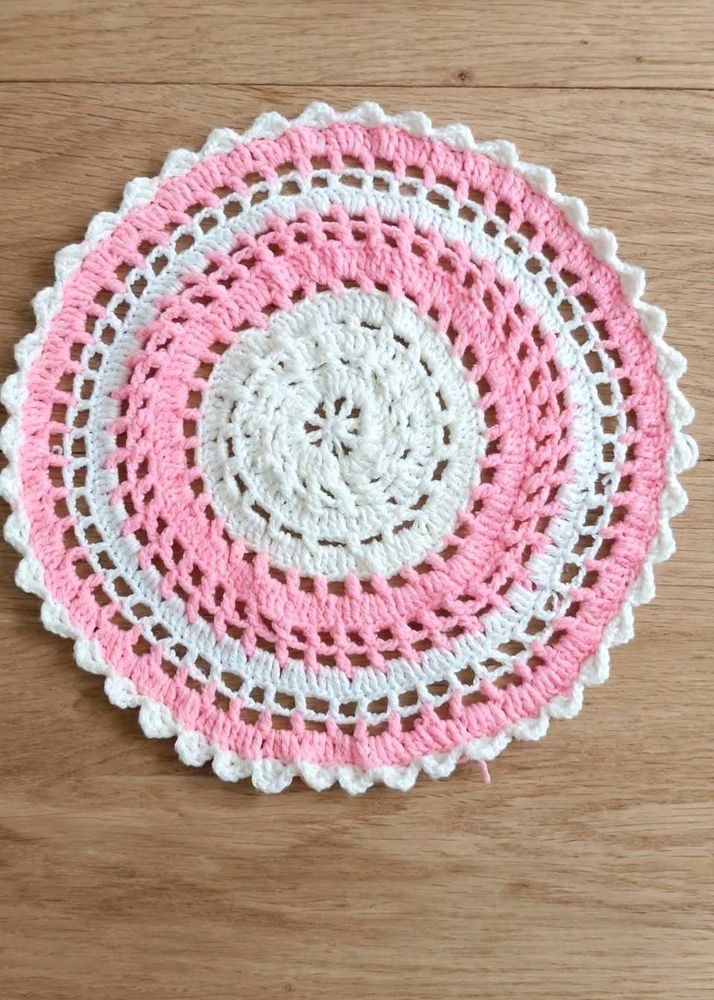 Crochet Placemat Round  12 inch