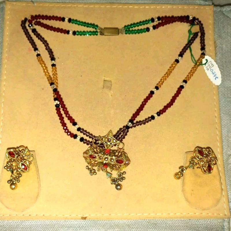Moti Mala Jewellery Set