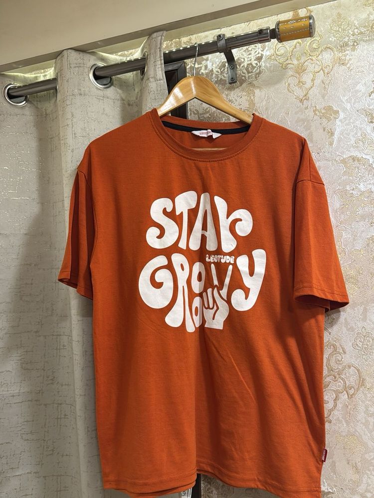 Stay Groovy Graphic Tee