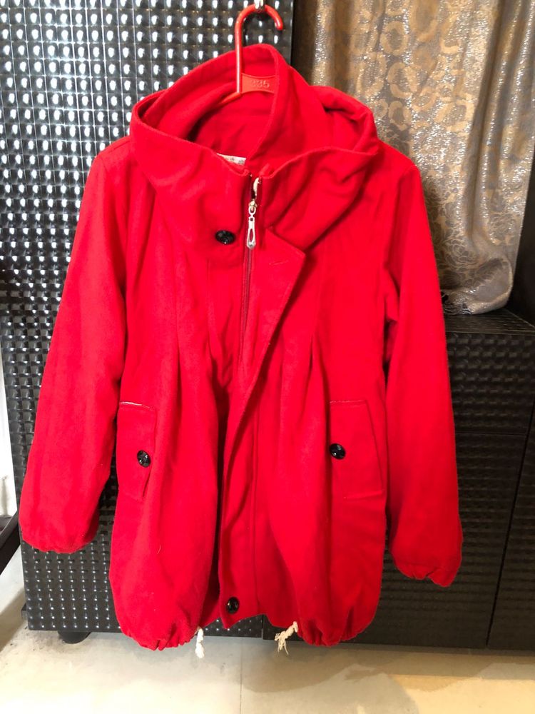 Chic Red Hooded Jacket