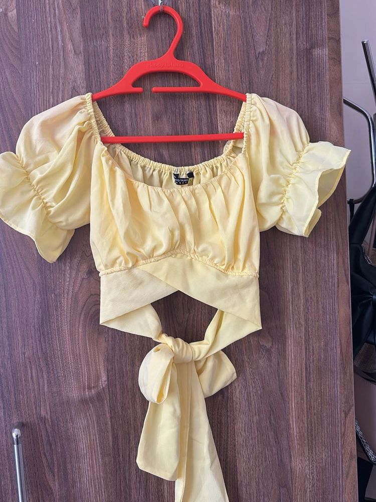Chic Yellow Puff Sleeve Crop Top
