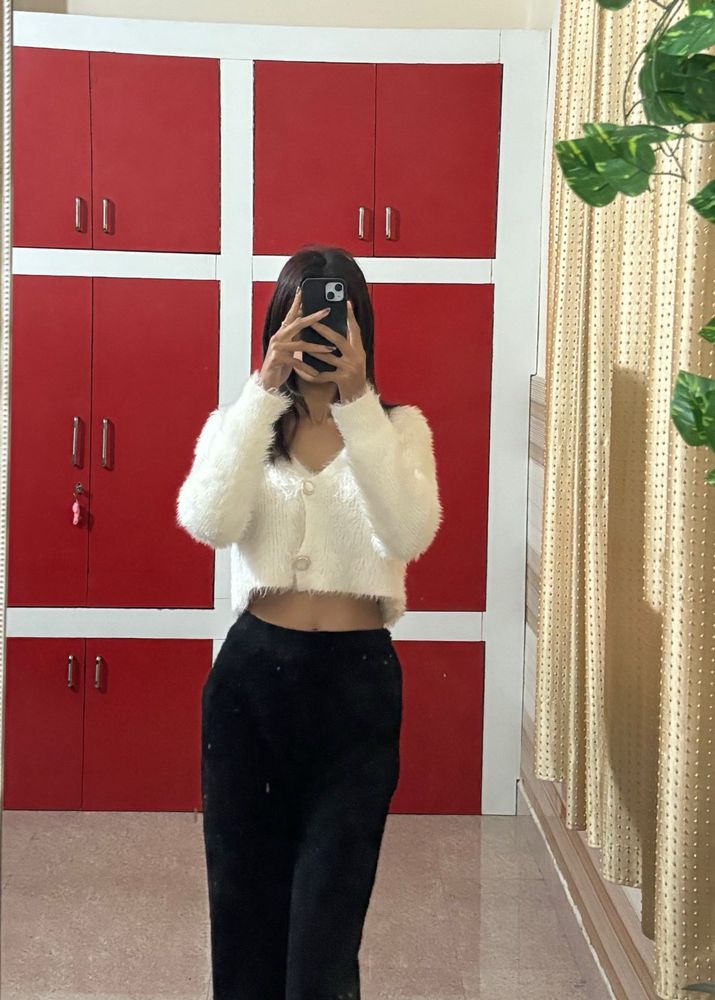 Fluffy Cropped Cardigan