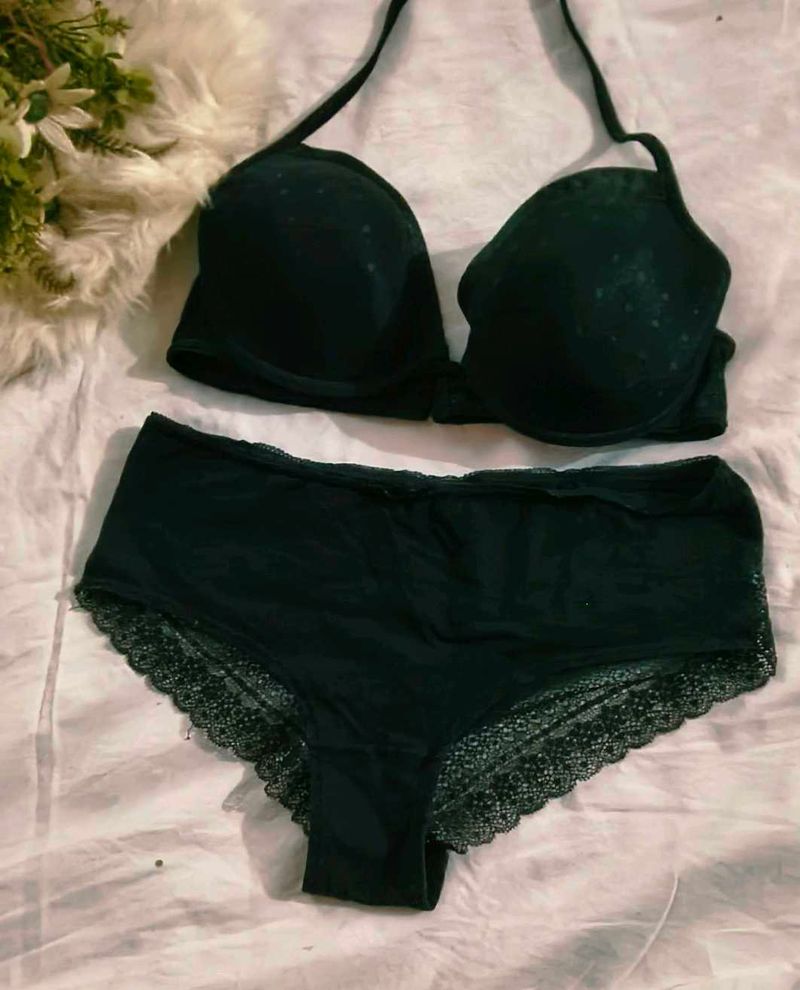 Black Lace helter Trimmed Bra &amp; Panty Set