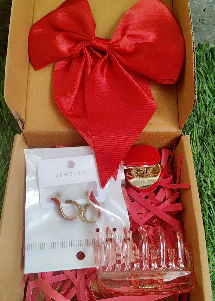 Red Bow &amp; Hair Clip Set