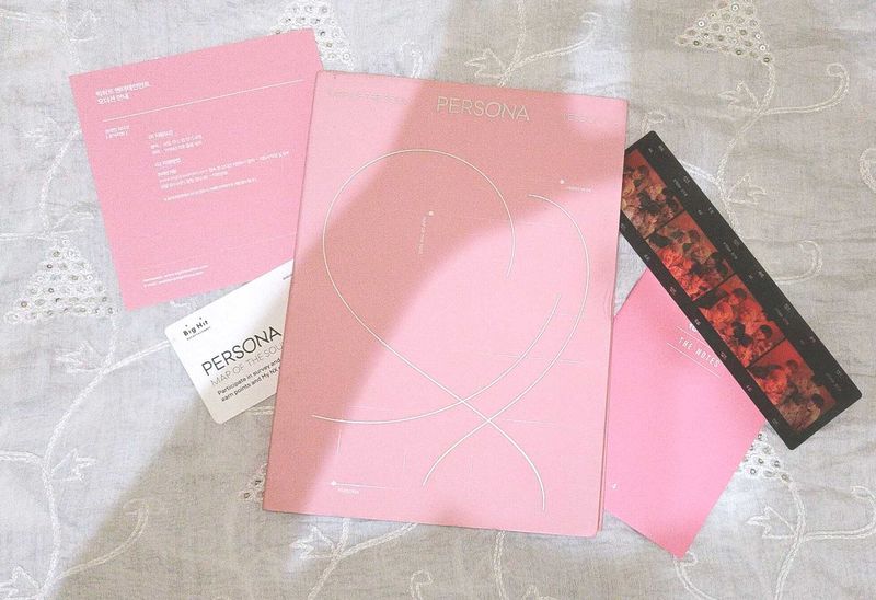 GUYS IT'S AVAILABLE BTS album