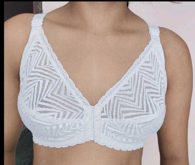 Playtex Comfortable cream Lace Bra