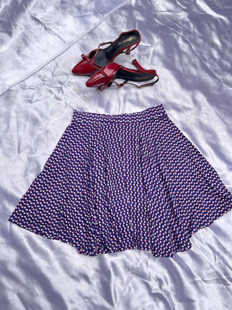 Chic Flared Skirt with Red Heels