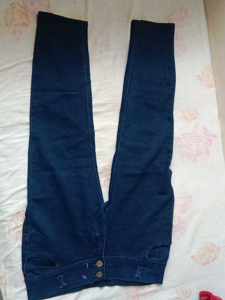 Dark blue Jeans