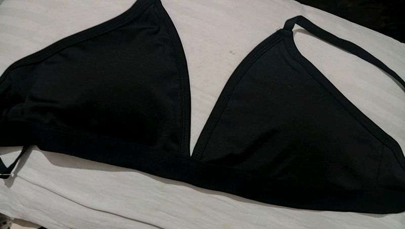 New Hot deep neck black Bra