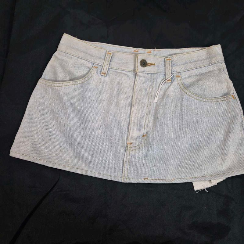 micro mini Light Wash Denim Skirt y2k