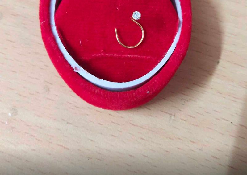 Dimond Nose Pin