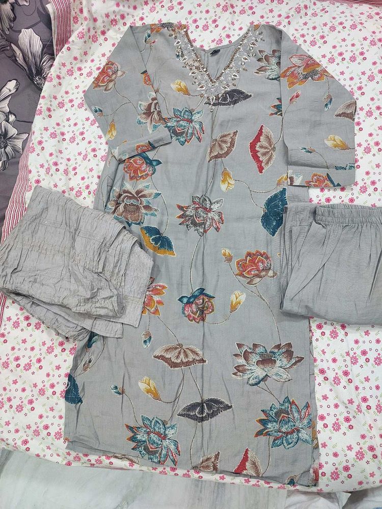 Elegant Floral Print Kurta Set with duppta