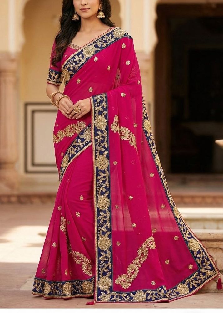 Designer Saari
