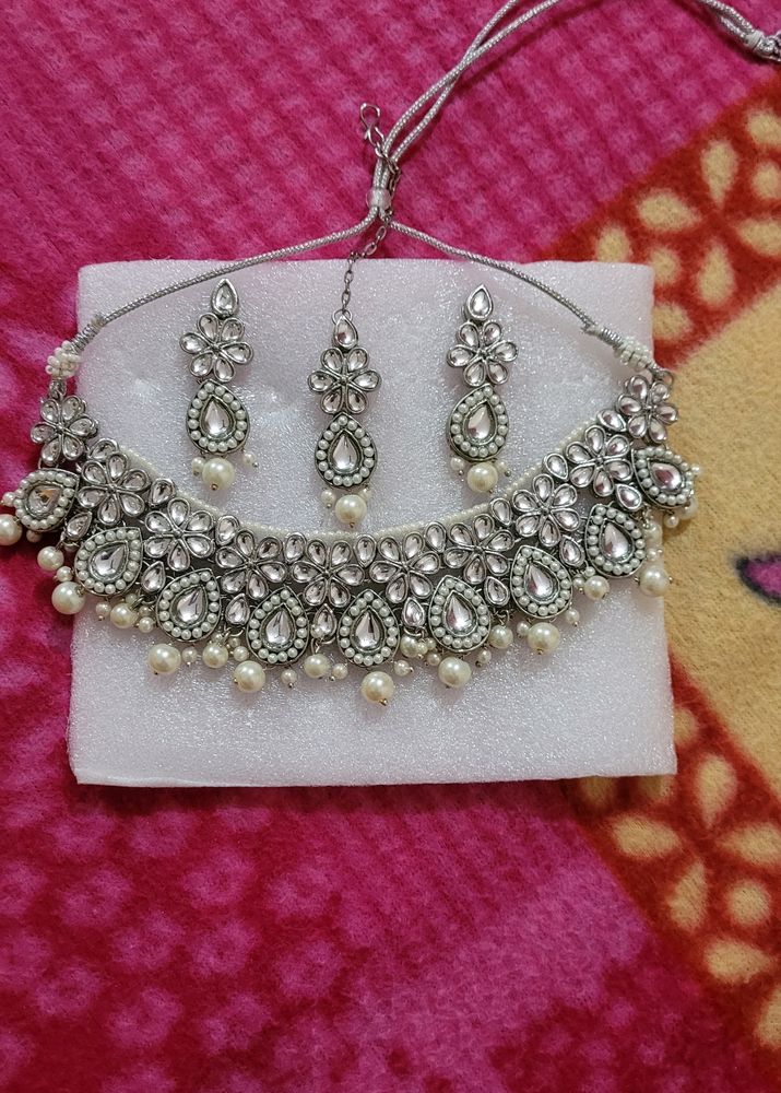 JEWELLERY SET SILVER COLOUR