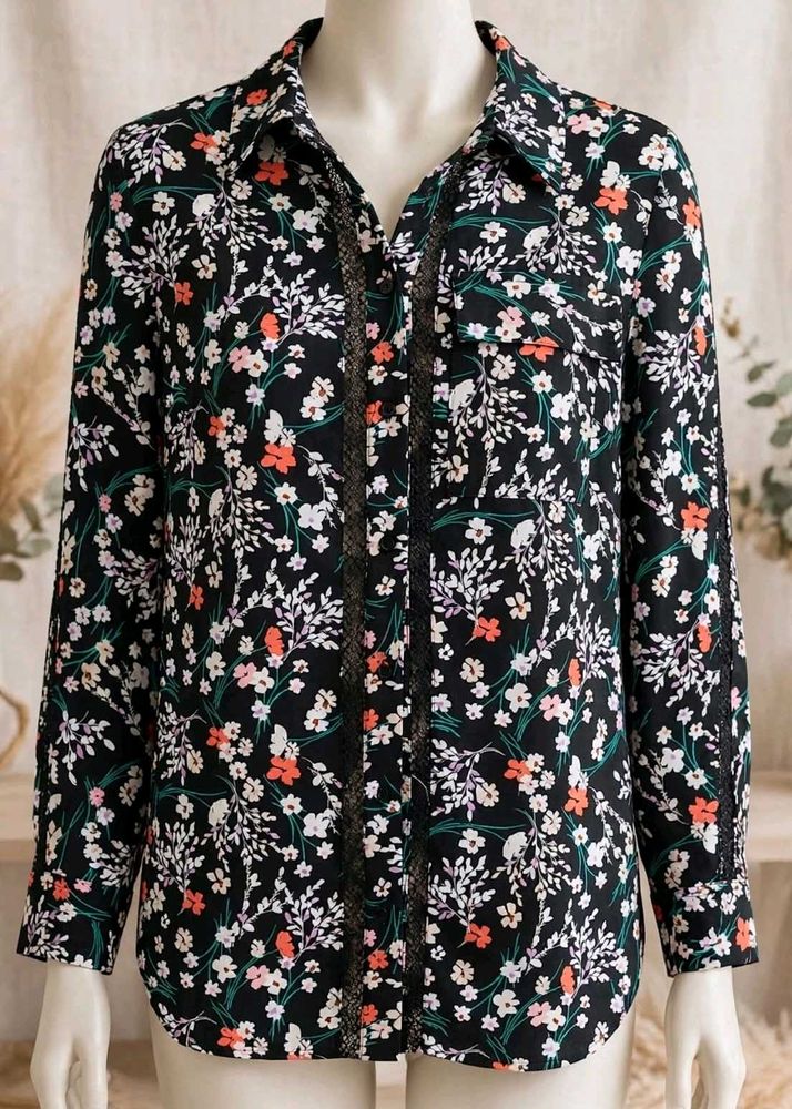 Floral Print Button-Up Blouse