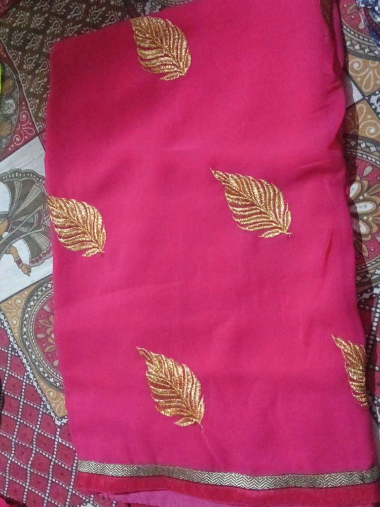 Elegant Pink Saree with Gold Leaf Embroidery
