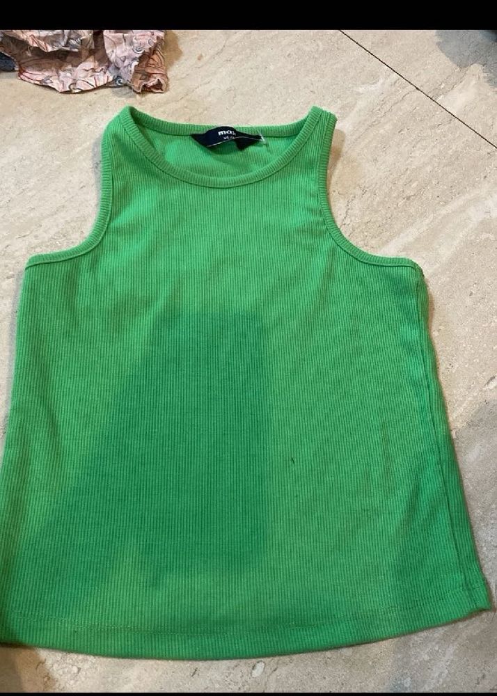 SALEE ‼️‼️Vibrant Green Ribbed Tank Top