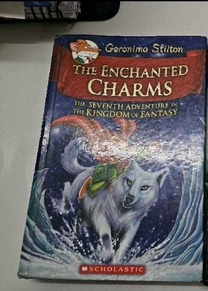 Geronimo Stilton enchanted charms