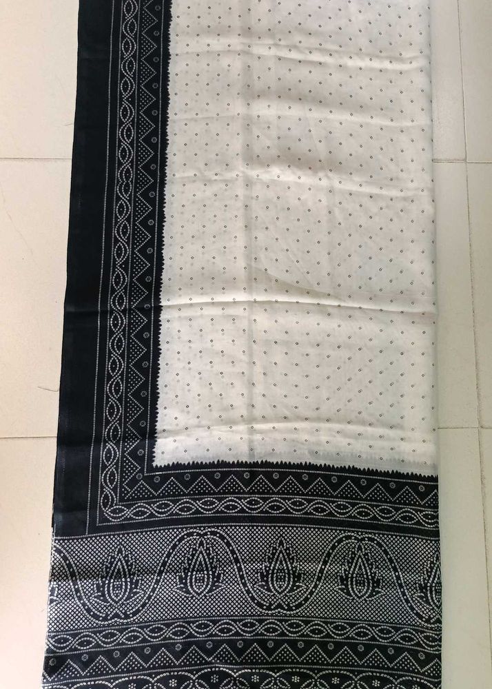 Elegant White dupatta with Black Border