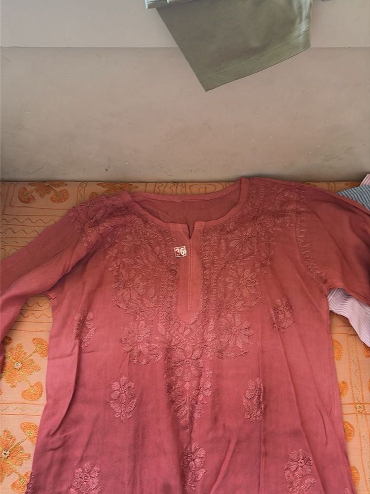 Short chikankari Kurta