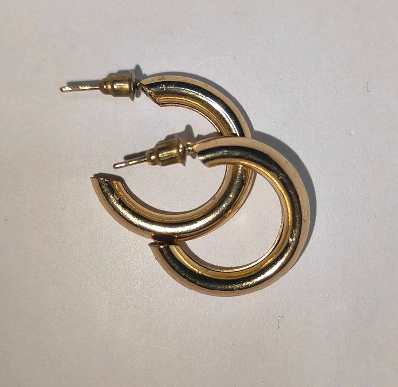 Anti Tarnish Gold Trendy Signature Jewelry