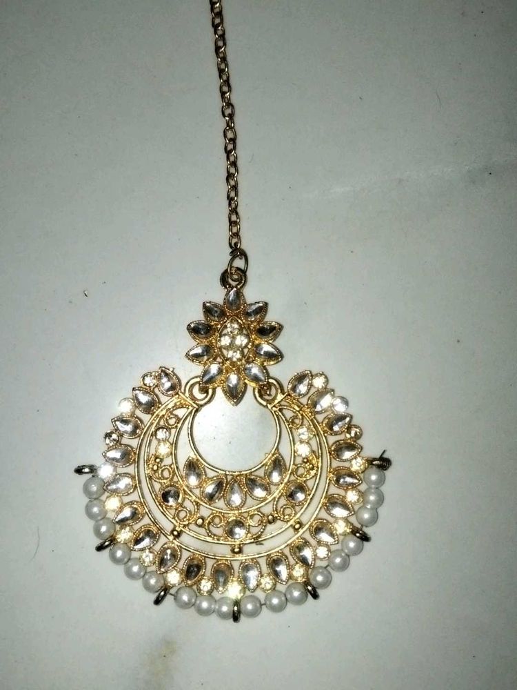 Designer Maang Tikka with Pearls