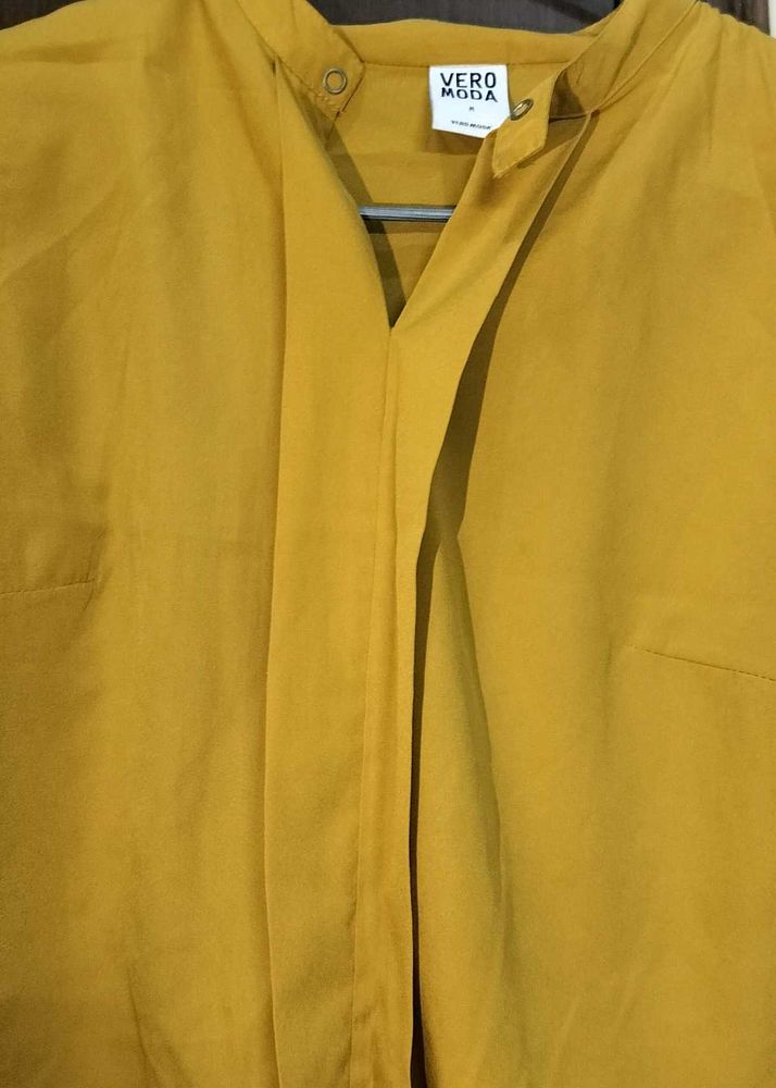 Vero Moda Mustard Top