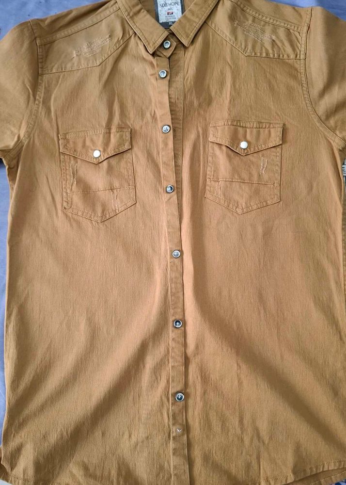 Men's Long Sleeve Button-Up Shirt