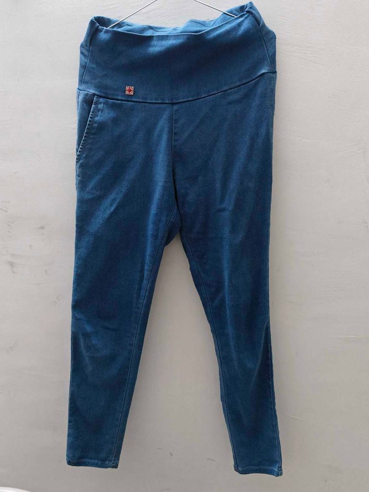 Comfortable Blue Denim Jeans