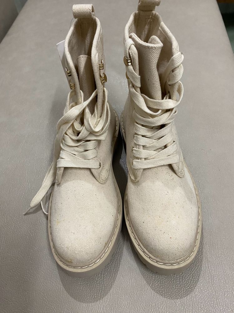 canvas boots