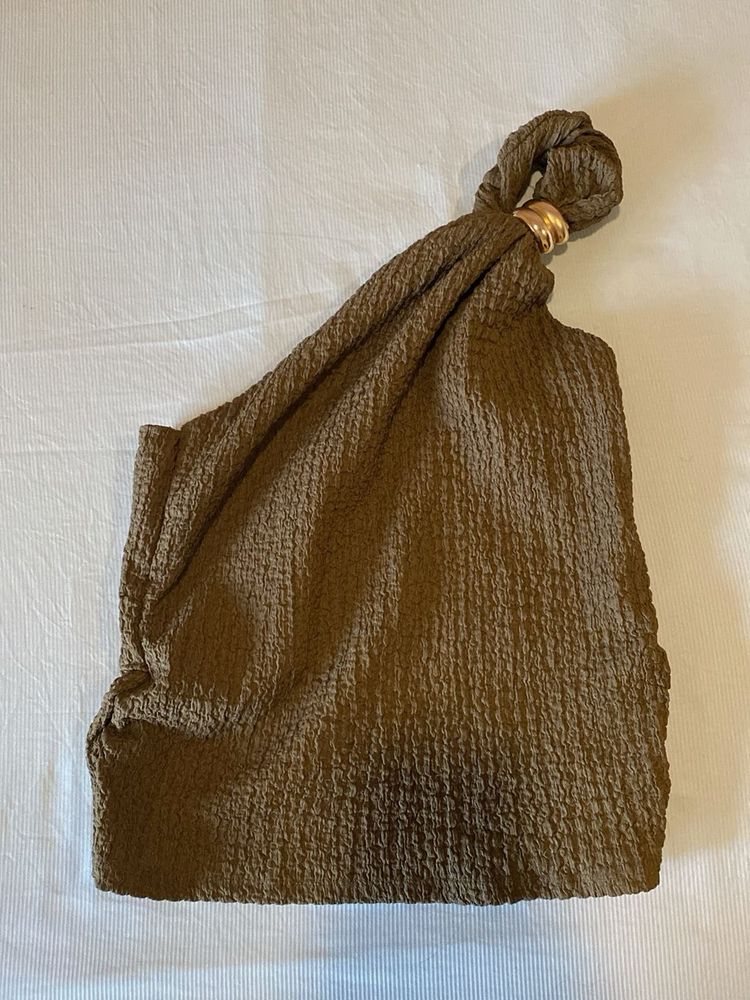 Chic Textured Asymmetrical Top woth Gold Cuff