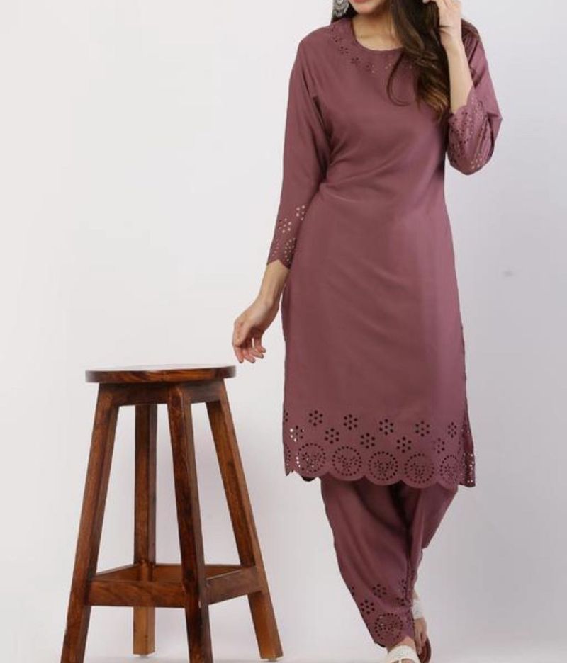 Elegant Mauve Kurta Set