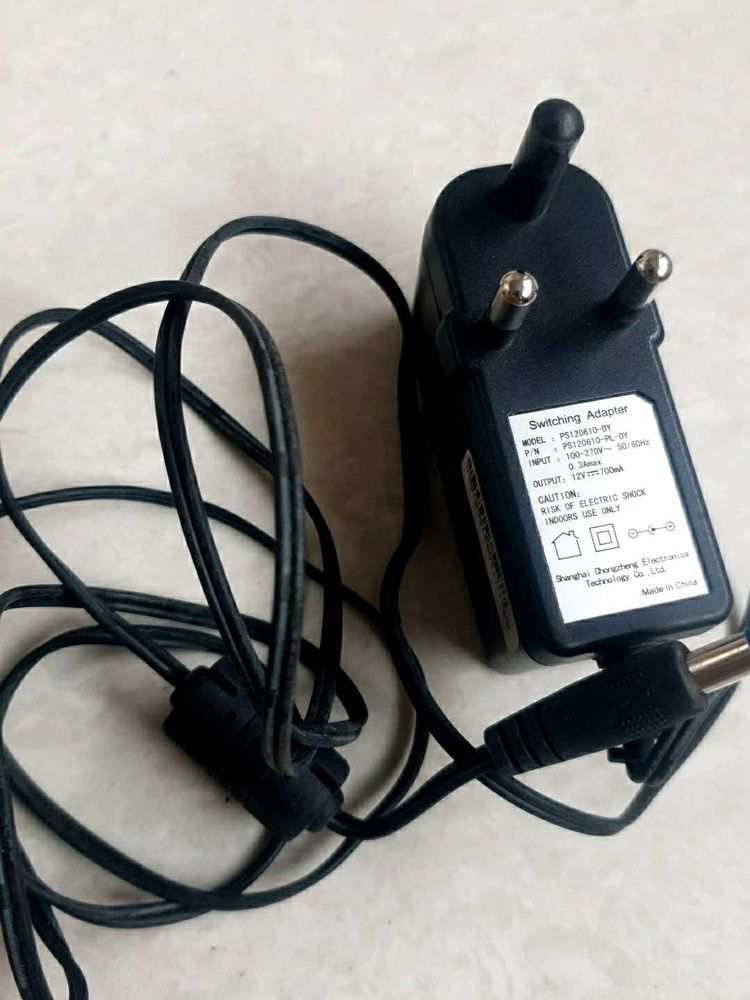 12V 700mA Power Adapter