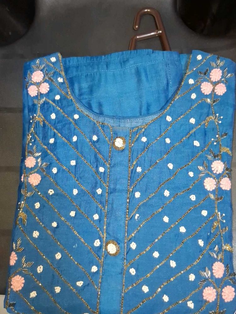 Blue Embroidered Kurta