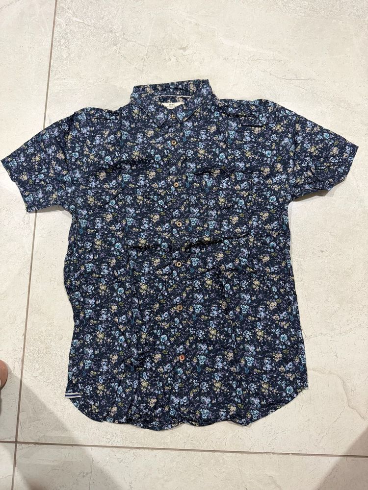 Max Half-Sleeves Floral Shirt for men
