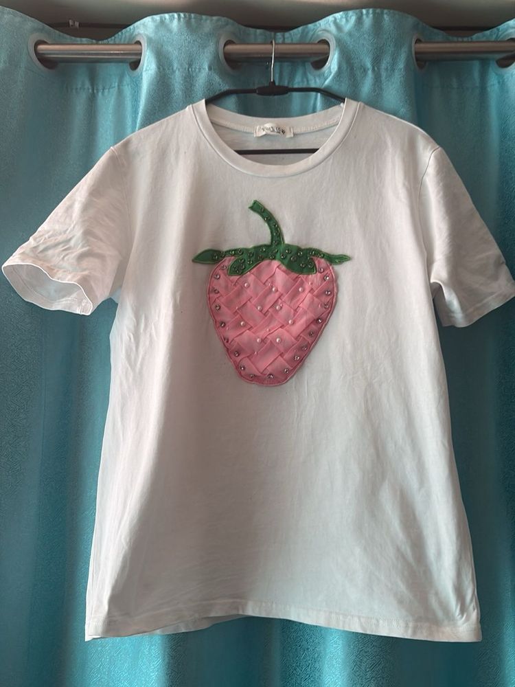 Cute Strawberry Graphic T-Shirt