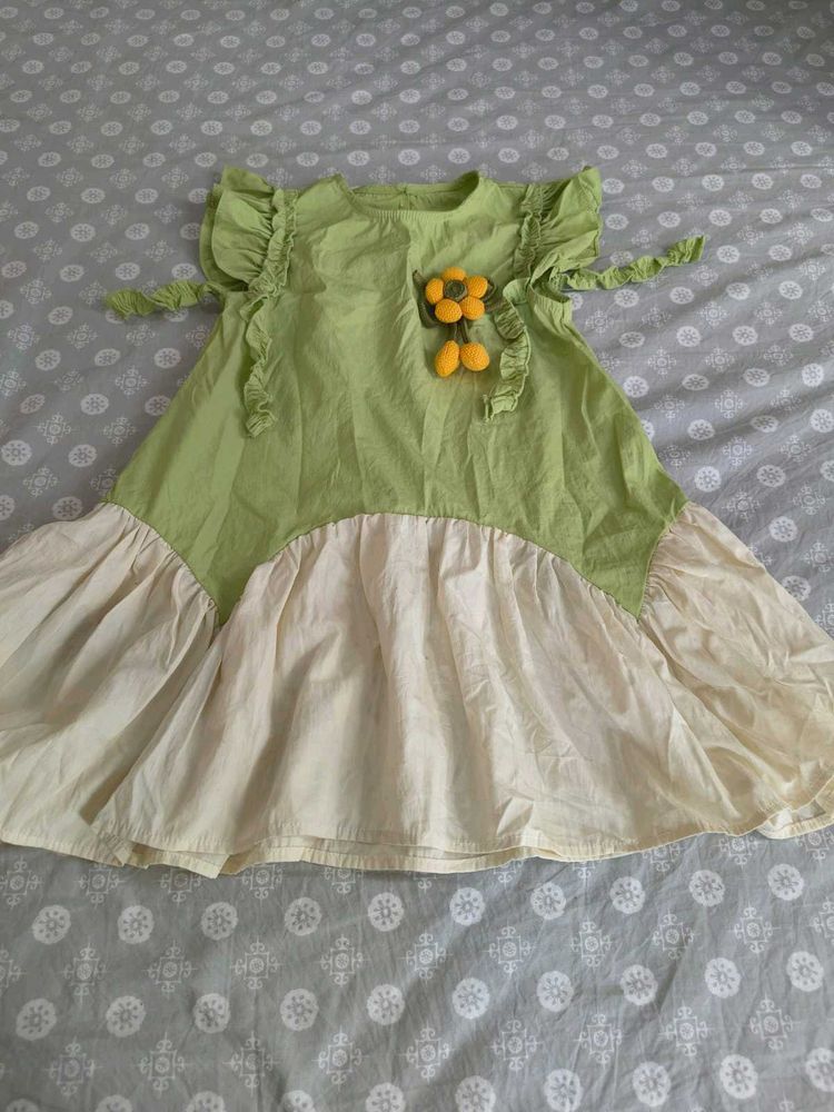 Cute Green &amp; Cream Ruffled Dress